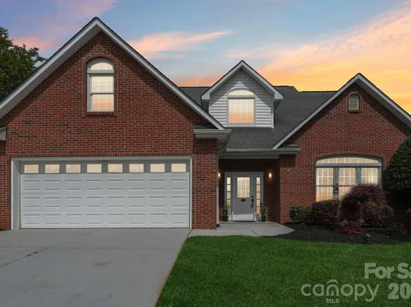 2005 Pinefield Ct, Gastonia, NC 28056