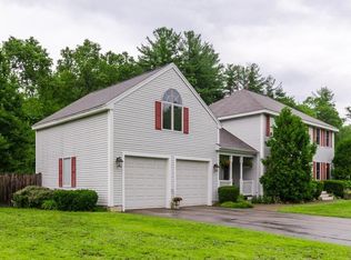 12 Burnside Ln, Merrimac, MA 01860