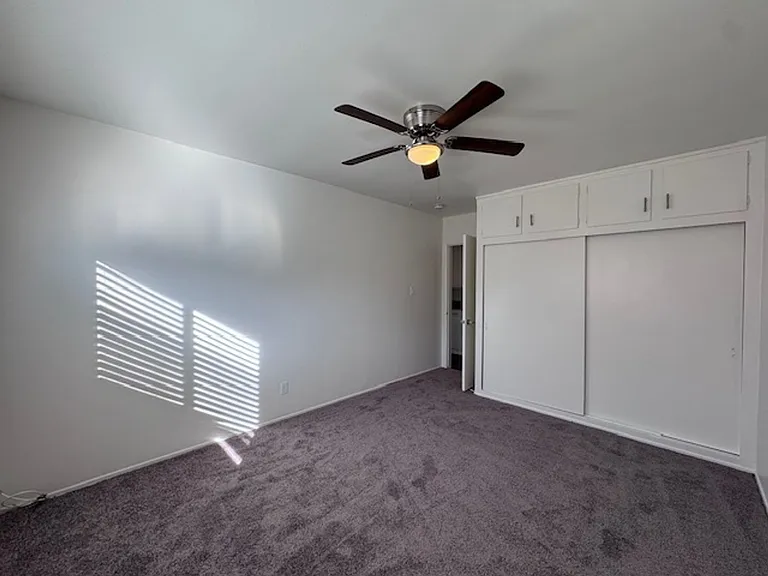 1309 E Appleton St — Photo 15