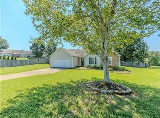 7535 Springmill Ct, Cumming, GA 30028