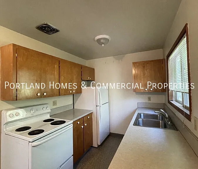 3965 SE Gladstone St #10 — Photo 4