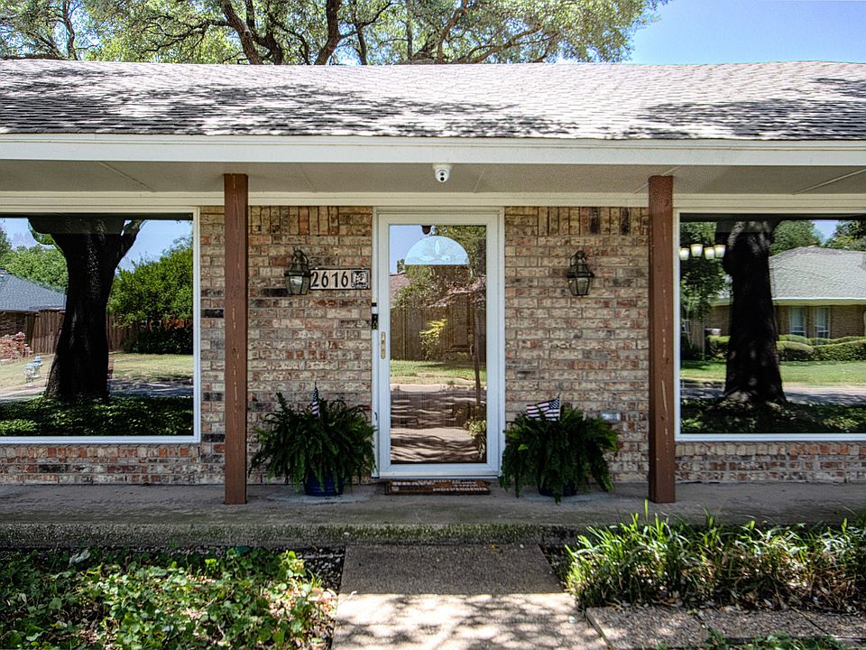 1st image of 2616 Pin Oak Ln