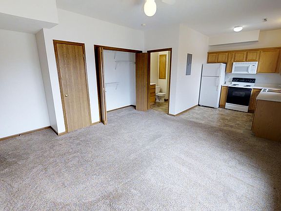 4th image of 2618 Aspen Rd Unit 3