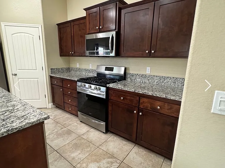 1192 S Orangewood Dr — Photo 7