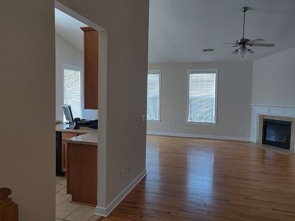 4th image of 140 Heritage Creek Dr