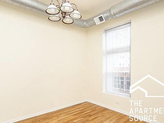 2nd image of 1538 N Milwaukee Ave APT 2F