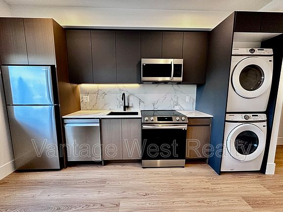 2nd image of 720 Klo Rd #415