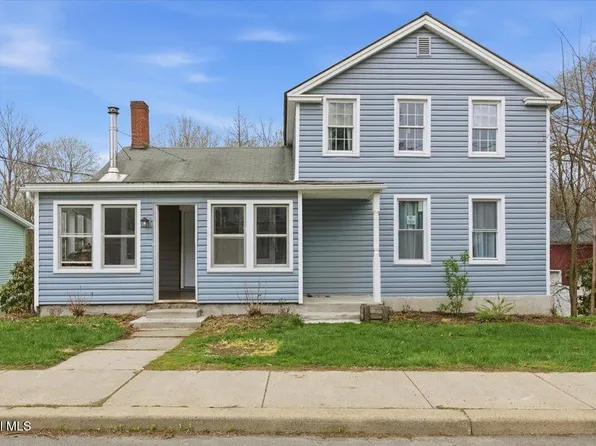 43 Elm Street, Nassau, NY 12123