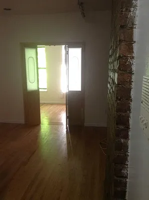 Rented by Keller Williams NYC | media 19