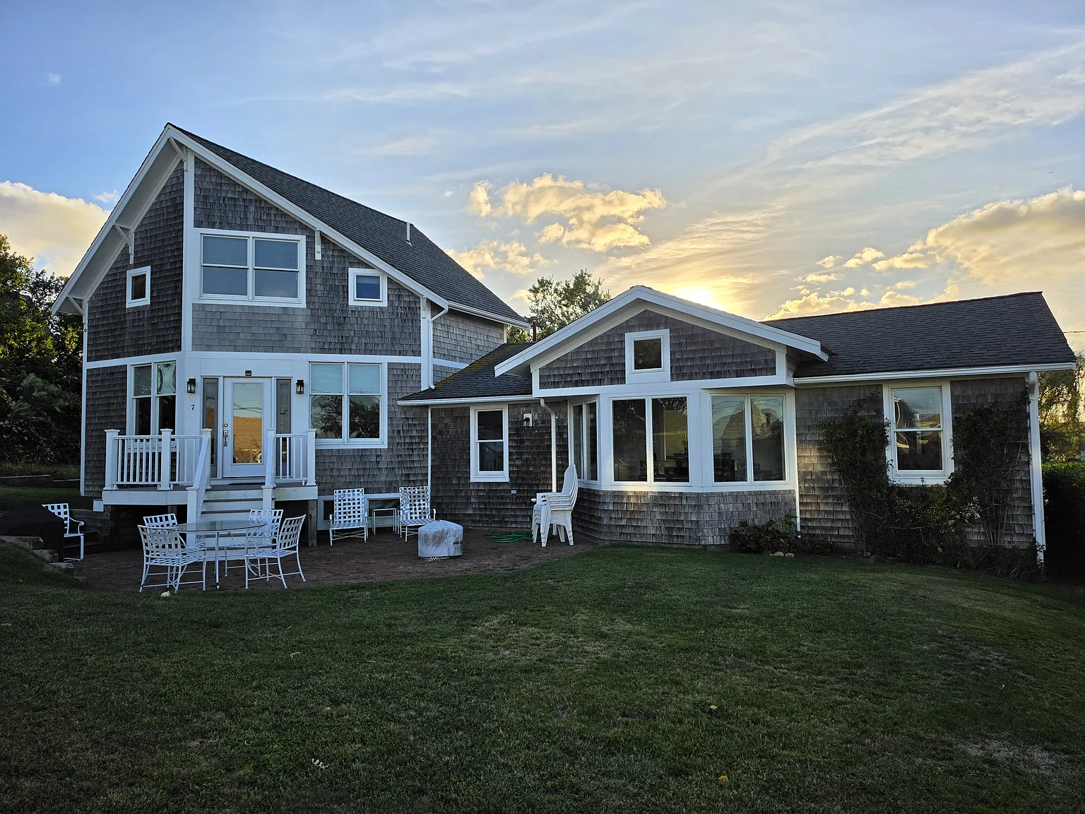 3 bed, 1500 sqft, $3,300 — Photo 1