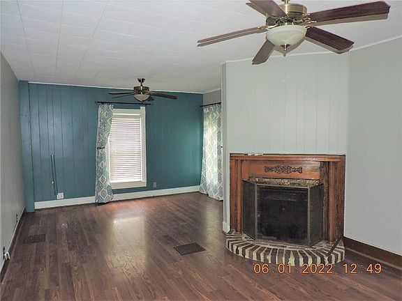 5th image of 704 Sheridan St