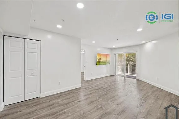470 S Park Rd #307 — Photo 14