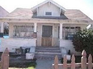 906 E 42nd Pl, Los Angeles, CA 90011