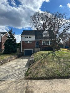 618 Flamingo St, Philadelphia, PA, 19128
