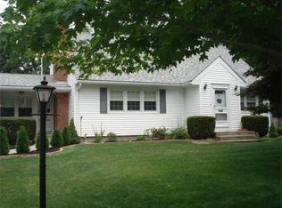 394 Mount Hope Rd, Somerset, MA 02726