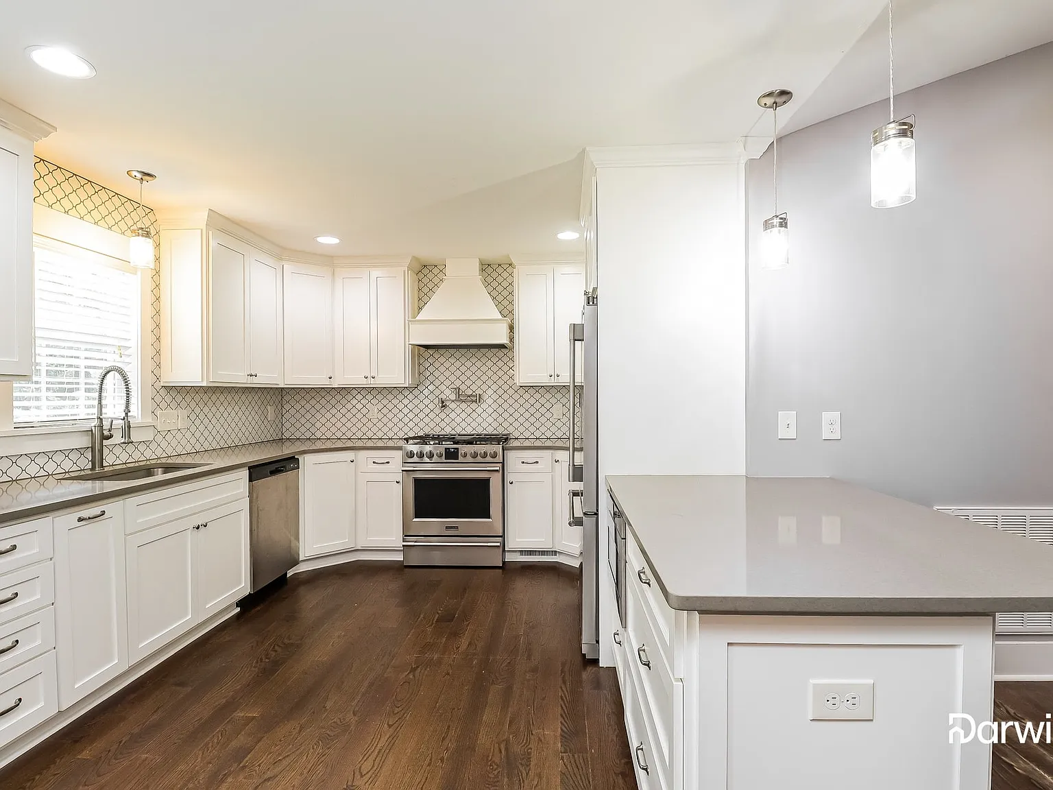 3 bed, 2.0 bath, 1592 sqft, $2,150 — Photo 4