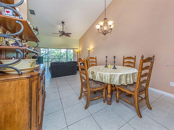 5th image of 868 Saranac Lake Dr APT 202