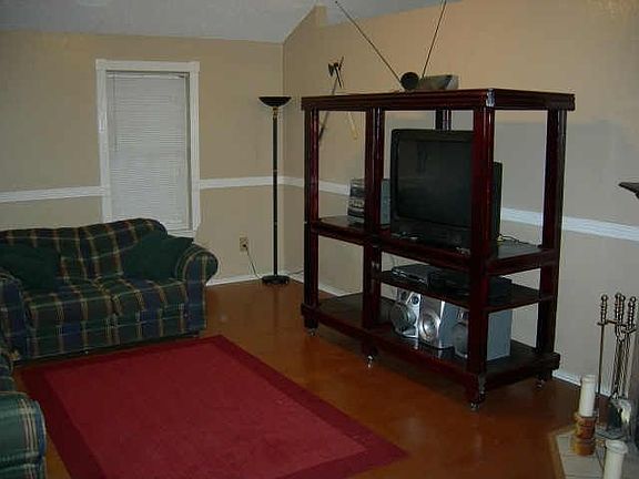 2nd image of 3613 Remington Dr