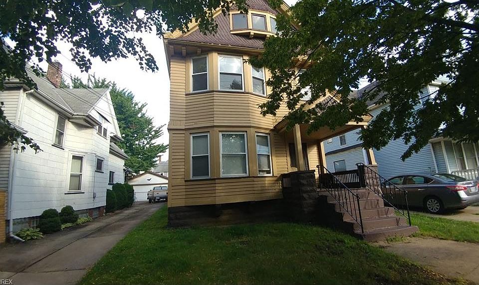 1st image of 6054 Hillman Ave