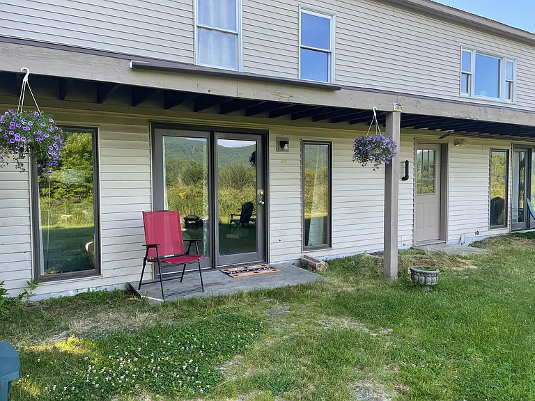 2766 Elmore Rd #B — Photo 16