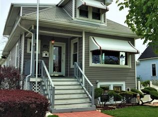 11115 S Central Park Ave, Chicago, IL 60655