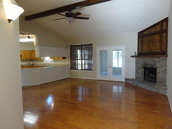 2nd image of 2356 Amelia Ln