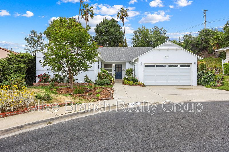 1st image of 257 Lupine Pl