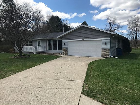 3rd image of 7315 W Lake Dr