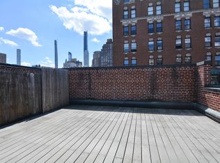 101 W 70th St PENTHOUSE S, New York, NY 10023