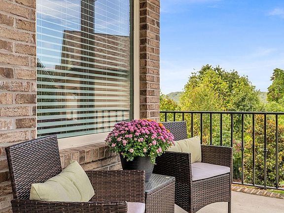 4th image of 6436 Glen Eagle Ln