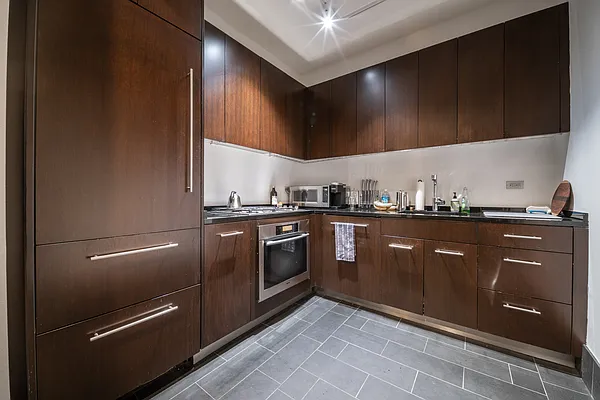 Rented by Platinum Properties | media 7