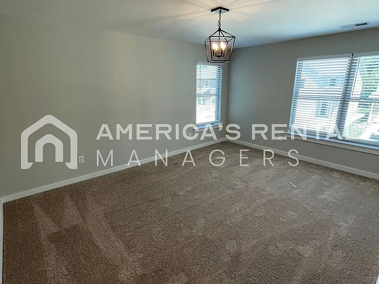 294 Shiloh Creek Dr — Photo 15
