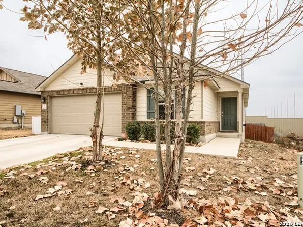 222 High Fence Rd, San Antonio, TX 78253