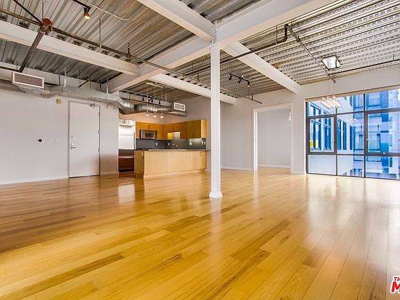 2nd image of 330 W 11th St APT 602