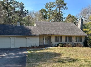 60 Captain Samadrus Rd, Cotuit, MA 02635