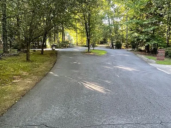 2131 Old Orchard Ln, Canton, GA 30114
