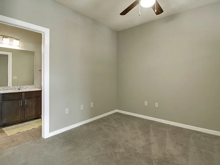 Note 16 Apartments — Photo 14