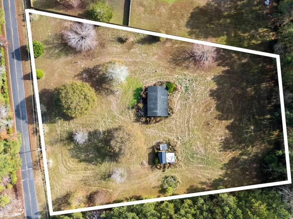 3200 Albright Road SE, Bolivia, NC 28422