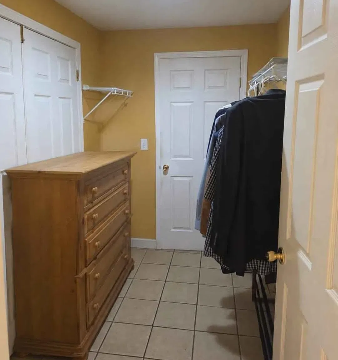 1 bed, $1,200 — Photo 4