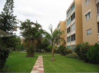 219 NE 14th Ave APT 105, Hallandale, FL 33009