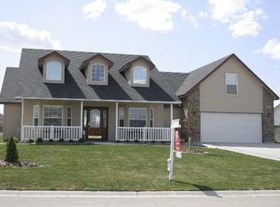 25405 Volendam St, Caldwell, ID 83607