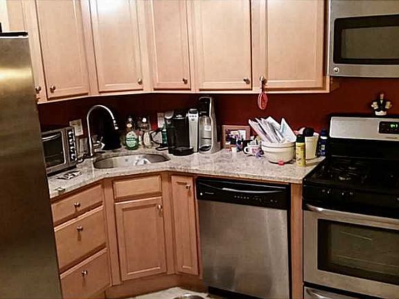5th image of 132 Fordson Ave APT 3