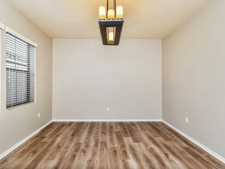 102 W Camino Cuesta Abajo — Photo 9