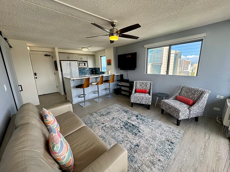 2240 Kuhio Ave #2601 — Photo 4