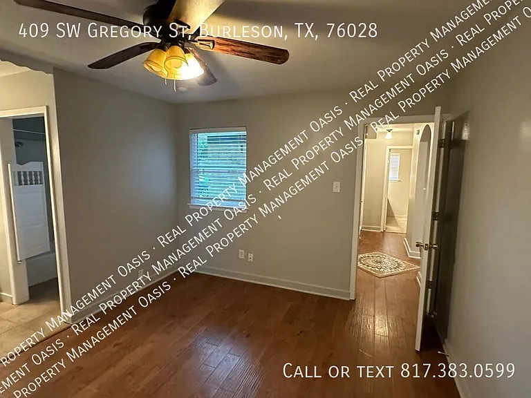 409 SW Gregory St — Photo 11