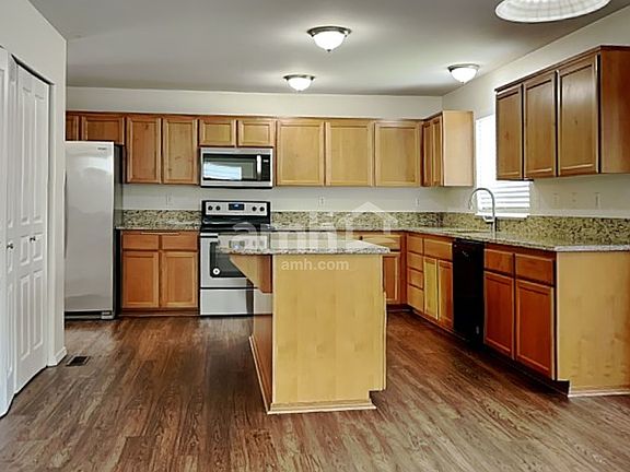 3rd image of 1501 179th Street Ct E