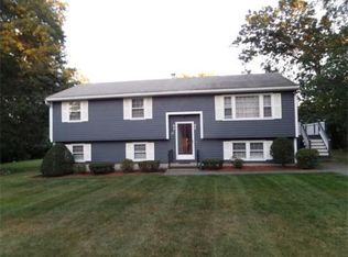 27 Fay St, Wilmington, MA 01887