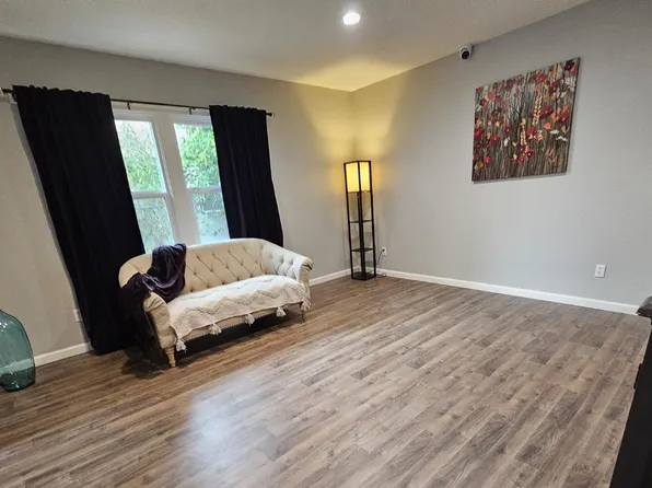 4991 44th St, Sacramento, CA 95820