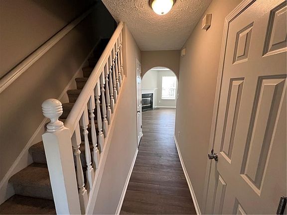 2nd image of 6698 Wimbledon Dr