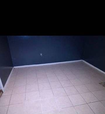 2nd image of 2383 Decatur Ave #1
